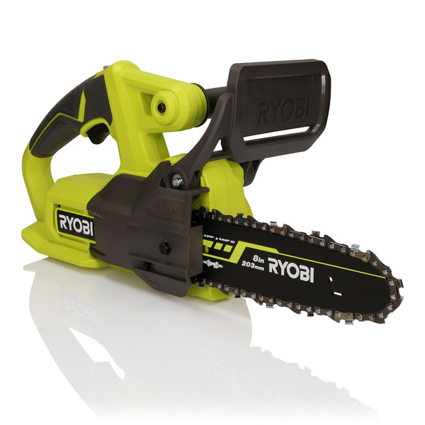 Packshot piły łańcuchowej