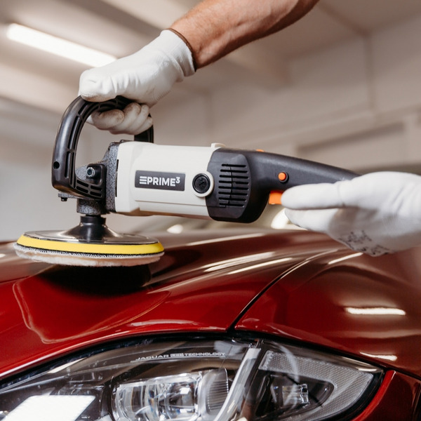 Fotografia lifestyle elektronarzędzi detailingowych